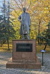 Мелитополь. Памятник Максиму Горькому